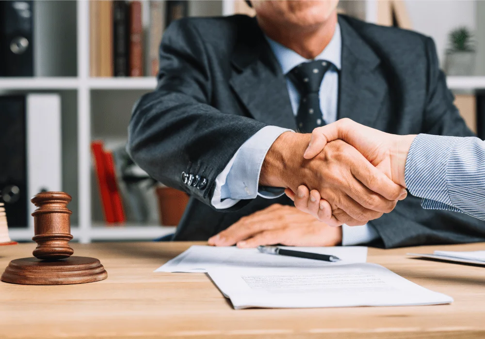 Costos laborales de bajas: orientación de abogados especialistas