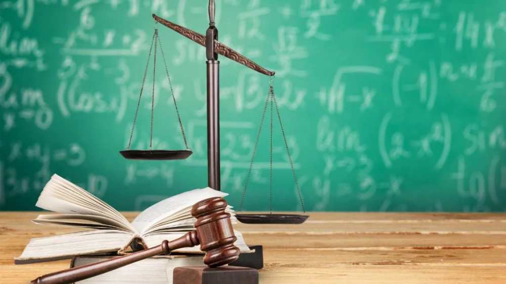Carreras en derecho para personas con habilidades numéricas
