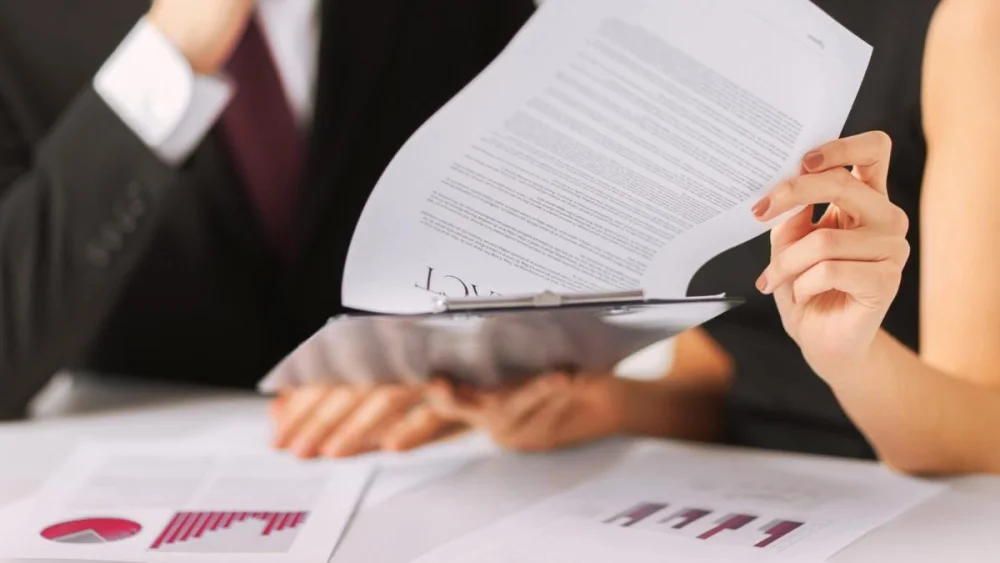 Rol de la defensoría del asegurado: asistencia legal en seguros
