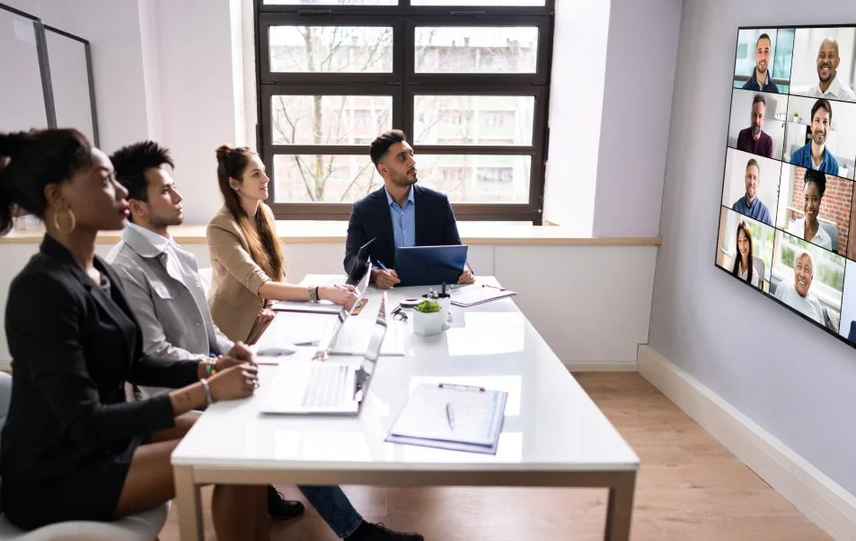 Encuentra la carrera en negocios ideal para abogados