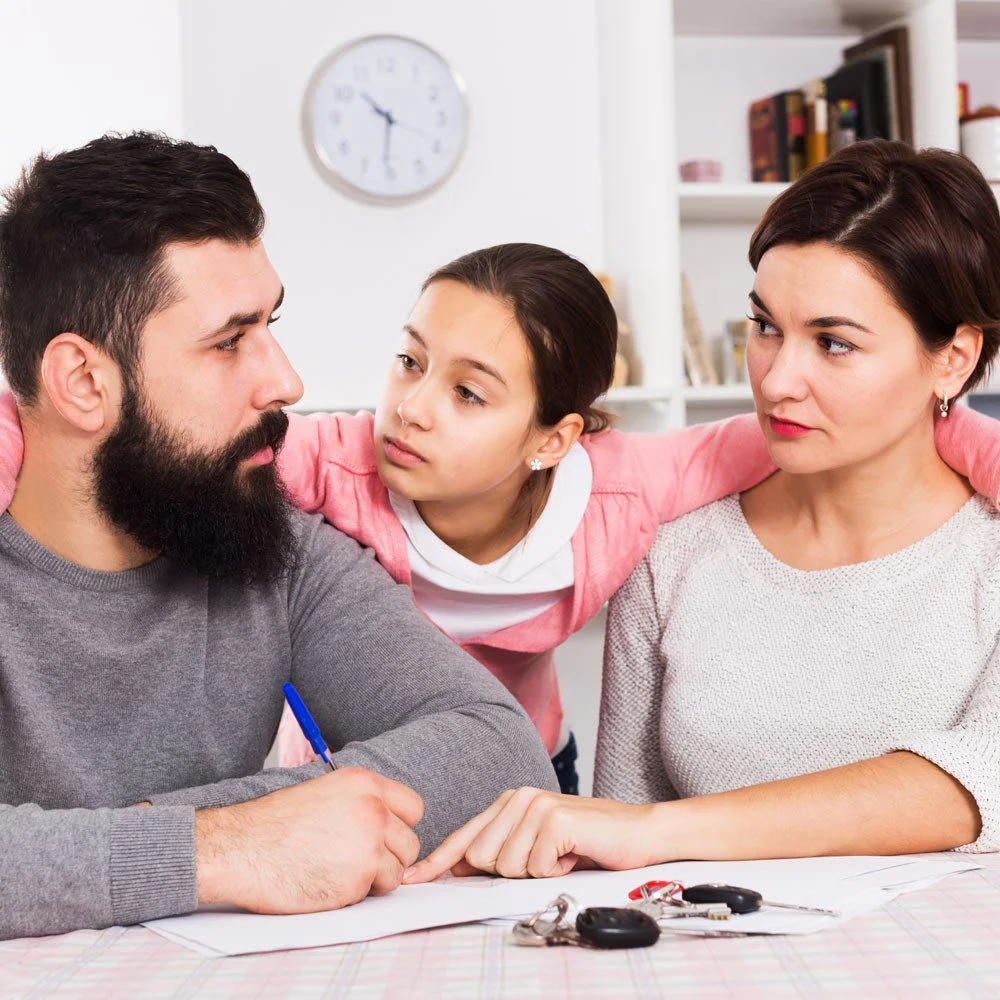 Guía efectiva para repartir gastos de hijos tras divorcio