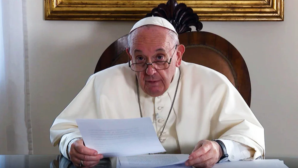 El salario de un papa y el derecho canónico asociado