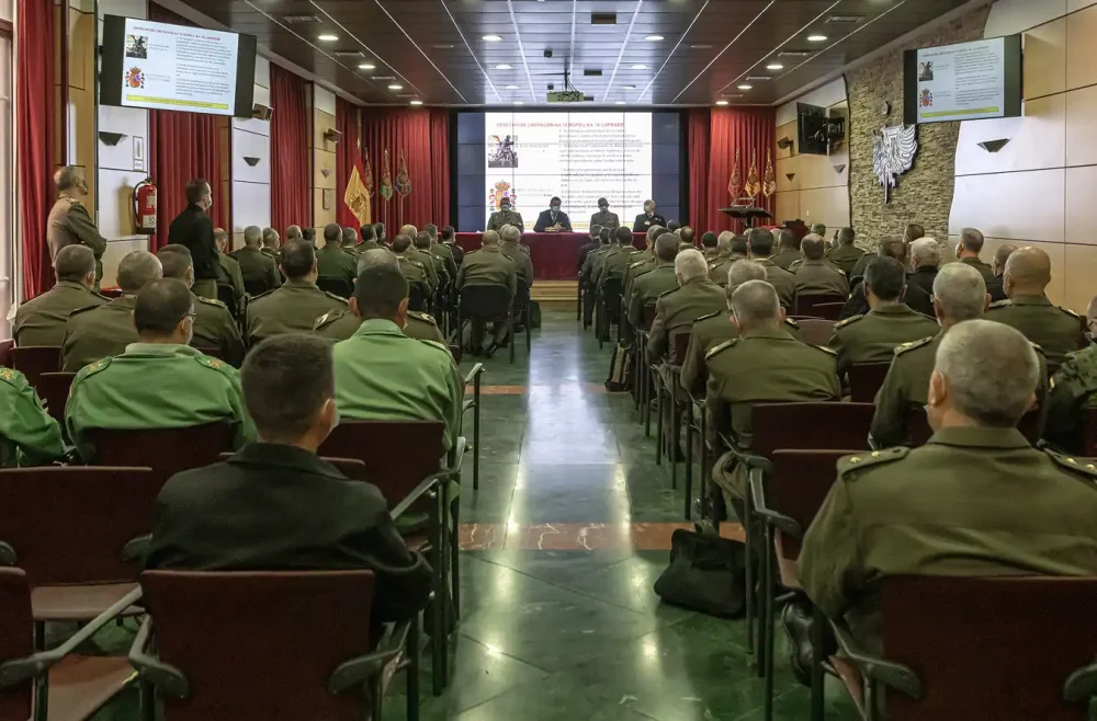 Opciones y requisitos para estudiar Derecho en el ejército