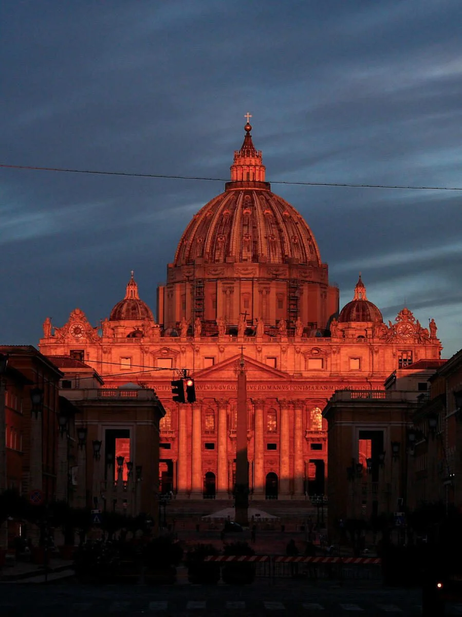 Patrimonio económico del Vaticano y su conexión con el derecho