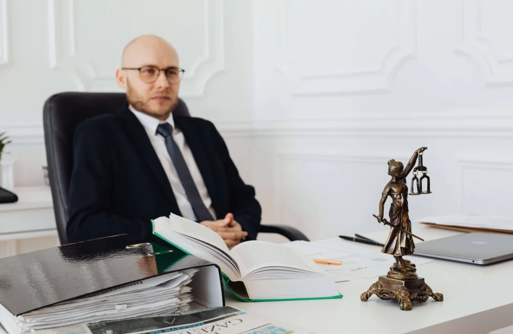 Los libros imprescindibles para convertirte en abogado experto