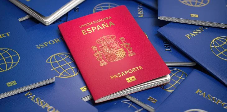 Obtén hasta 3 nacionalidades con la asesoría legal adecuada
