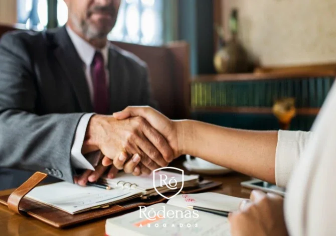 Informate sobre casos civiles con nuestros abogados expertos
