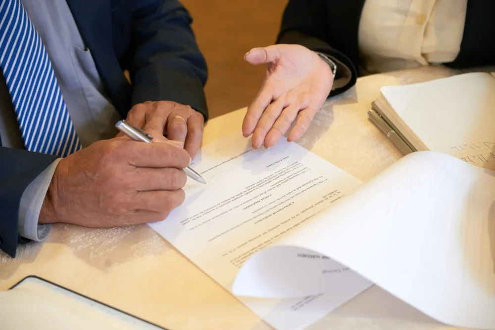 Reparto de bienes tras fallecimiento: guía legal con abogados