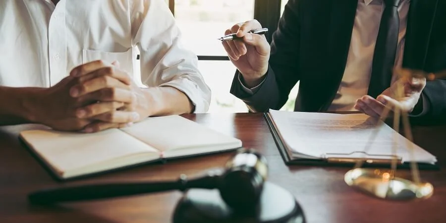 Asesoría legal para enfrentar la deslealtad: abogados especializados