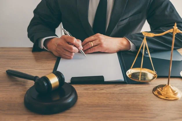 La relevancia de tener un abogado competente en asuntos legales