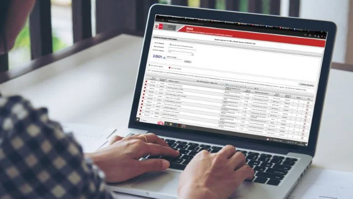 Verifica denuncias de abogados y toma decisiones informadas