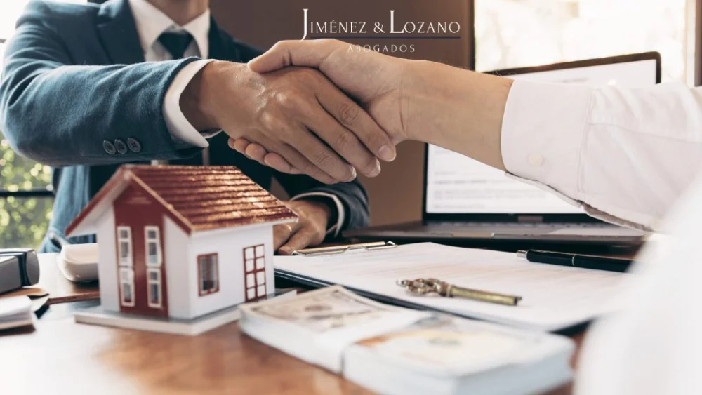 Arras inmobiliarias: guía completa con abogados especializados