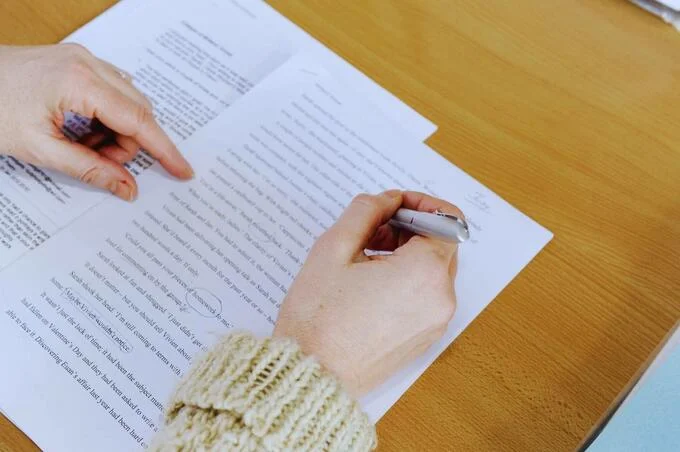 Autenticidad de la Escritura Original: Análisis por Abogados Expertos