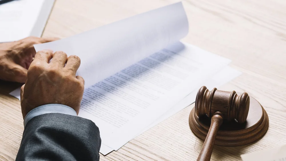 Implicaciones legales de la inasistencia del demandado a la audiencia