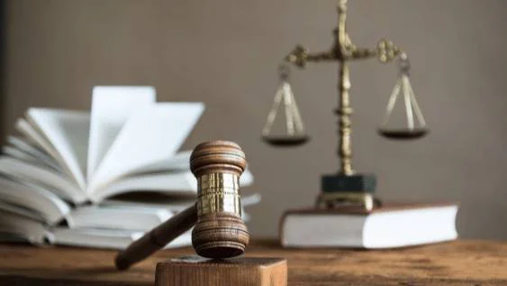 Impuestos sobre derechos de autor: guía esencial para abogados
