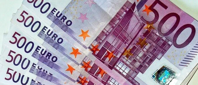 Remuneración de escritores por ventas de libros y propiedad intelectual