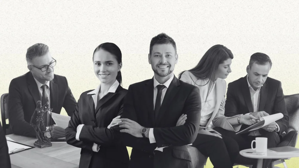 Carreras legales con limitadas oportunidades de desarrollo profesional