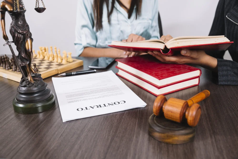 Documentos legales imprescindibles al ser despedido por un abogado