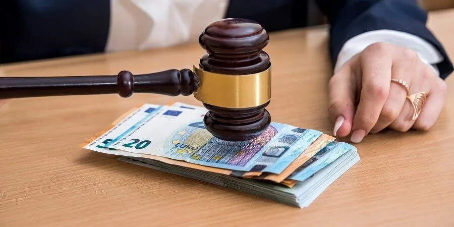 Responsabilidad legal: quién define la reparación del daño