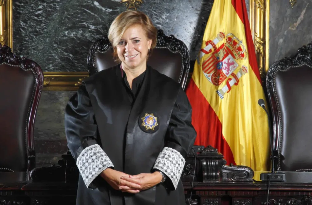 El atuendo del juez en el tribunal: ¡entérate aquí!