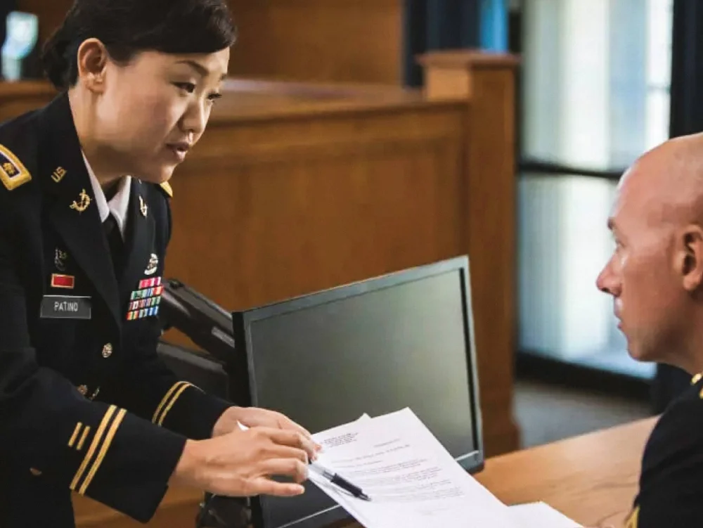 Grados de abogados militares: información esencial para ti