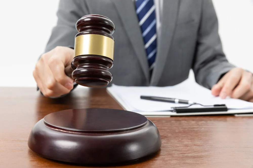 Arbitraje en conflictos: Casos resueltos por abogados expertos