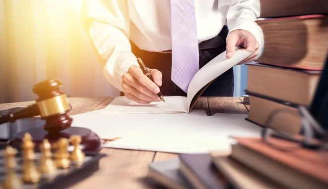 Asesoría legal para prevenir desahucios por precario con expertos
