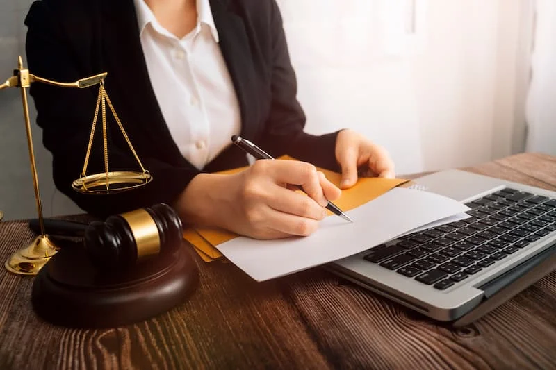 Consulta tu expediente de pensión con abogados expertos