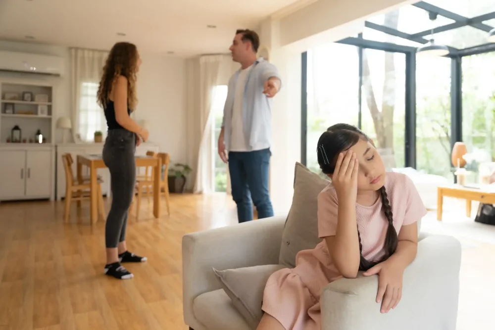 Divorcio con hijos mayores: Resolución de la custodia y la vivienda