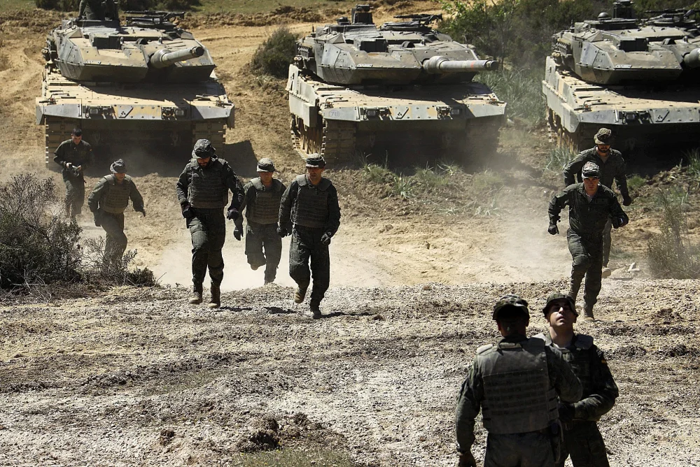 Honorarios de militares mayores de 45: conoce tus derechos