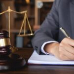 Abogado colaborador: guía completa sobre su función legal