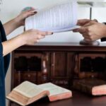 Abogado en derecho bancario: su rol y beneficios para ti