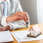 Adquiere propiedades sin escrituras: asesoría legal en derecho inmobiliario