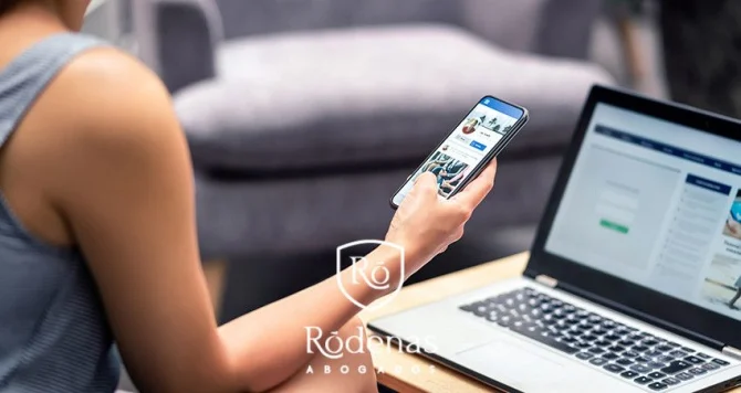 Asesoría legal para manejar insultos en WhatsApp con expertos