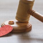 Cómo manejar la ruptura: guía legal y consejos de abogados