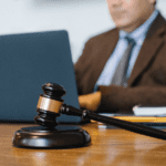 Derecho penal y civil: asesoría de expertos para tu caso