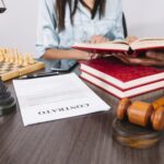 Documentos legales imprescindibles al ser despedido por un abogado