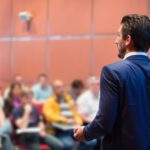 Guía de abogados para comunicarse eficazmente en juicios