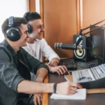 Horario ideal para locutores en el ámbito legal
