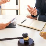 Implicaciones legales de la inasistencia del acusado en juicio