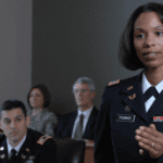 Oportunidades laborales para abogados en el ejército