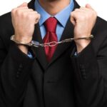 ¿Quién otorga sanciones a los abogados en el ejercicio profesional?