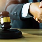 Salarios de abogados constitucionalistas en Colombia: información esencial