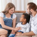 Vida de un niño adoptado: el rol crucial de los abogados